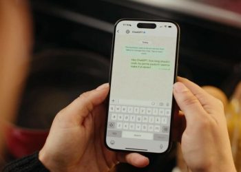 Klikoi në link mashtrues, i zbrazet llogaria bankare pesonale dhe e firmës