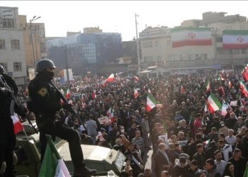 SHBA-ja u bën thirrje qytetarëve amerikanë: Largohuni menjëherë nga Irani