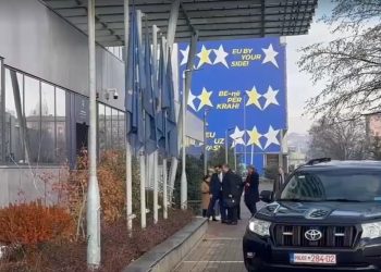 Sorensen arrin në Kryeministri, takim me Kurtin