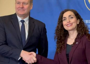 Pas takimit me Kurtin, Sorensen i shkon në takim Osmanit