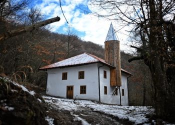 Përfundon restaurimi i Xhamisë së Meshinës