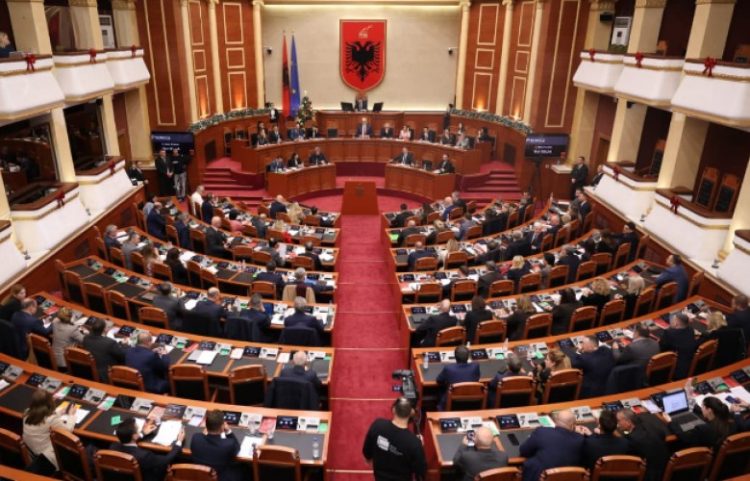 Kuvendi shqyrton projektligjin për aderimin e Shqipërisë në Bordin e Paqes