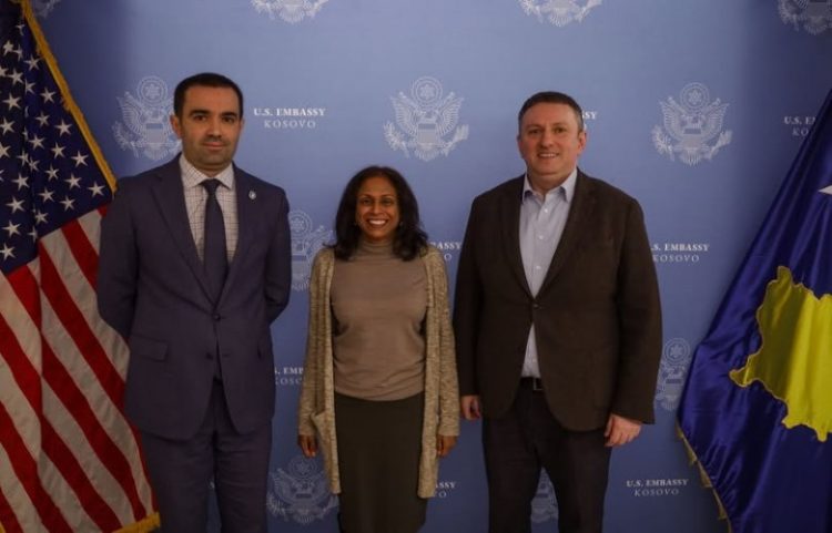 SHBA dhe Kosova forcojnë partneritetin ekonomik përmes Odës Amerikane