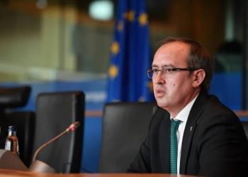 Avdullah Hoti shpall kandidaturën për kryetar të LDK-së