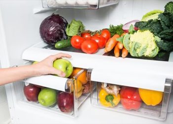 8 ushqime që nuk duhen futur kurrë në frigorifer