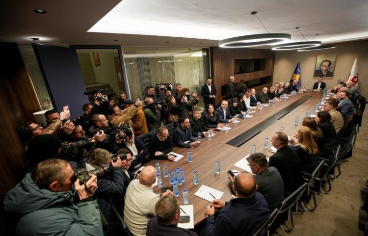 Kuvendi i LDK-së: Sot vendoset kush do ta drejtojë partinë