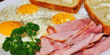 OBSH: Proshutat e përpunuara klasifikohen në grupin e parë si kancerogjene për njerëzit