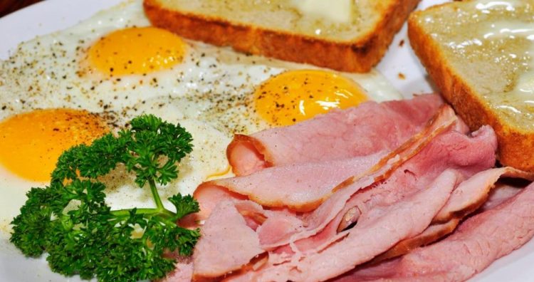 OBSH: Proshutat e përpunuara klasifikohen në grupin e parë si kancerogjene për njerëzit