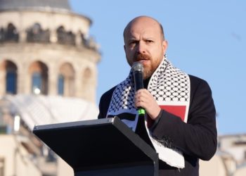 Tubimi në Urën e Gallatës në Stamboll shënon mbështetje historike për Palestinën