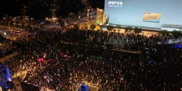 Qindra izr@elitë protestojnë në Tel Aviv kundër qeverisë së Netanyahut