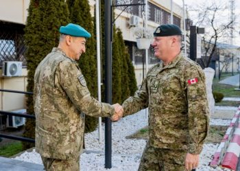 Ulutash pret zëvendëskomandantin e AJFC të Napolit, flasin për sigurinë në Kosovë