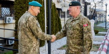 Ulutash pret zëvendëskomandantin e AJFC të Napolit, flasin për sigurinë në Kosovë