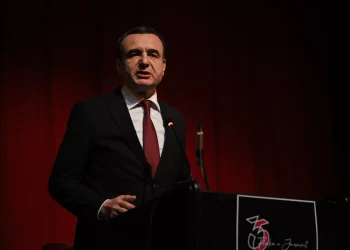 Kryeministri Kurti mori pjesë në Akademinë “Flaka e Janarit”