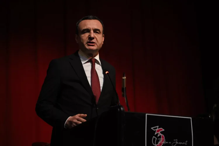 Kryeministri Kurti mori pjesë në Akademinë “Flaka e Janarit”