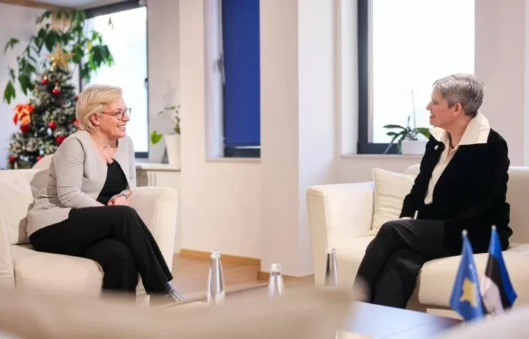 Gërvalla pret ambasadoren e Estonisë, diskutojnë për thellimin e bashkëpunimit