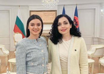 Statovci e bindur se Osmani do të jetë prapë presidente: Opozita të jetë konstruktive