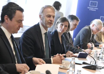 Kurti takon ambasadorët e BE-së, diskutojnë për formimin e institucioneve