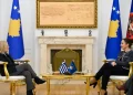 Presidentja Osmani takon ambasadoren greke, diskutojnë për zhvillimet politike dhe bashkëpunimin
