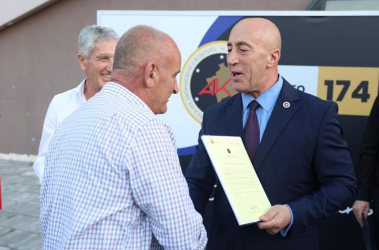 Ndrron jetë ish-zëvendëskomandanti i Brigadës 164 të UÇK-së, Menduh Brava