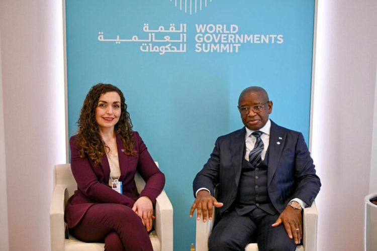 Osmani takohet me presidentin e Sierra Leones, flasin për bashkëpunim mes dy vendeve