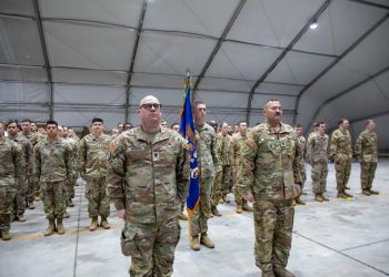 Ambasada amerikane merr pjesë në transferimin e autoritetit të aviacionit të Task-Forcës së KFOR-it