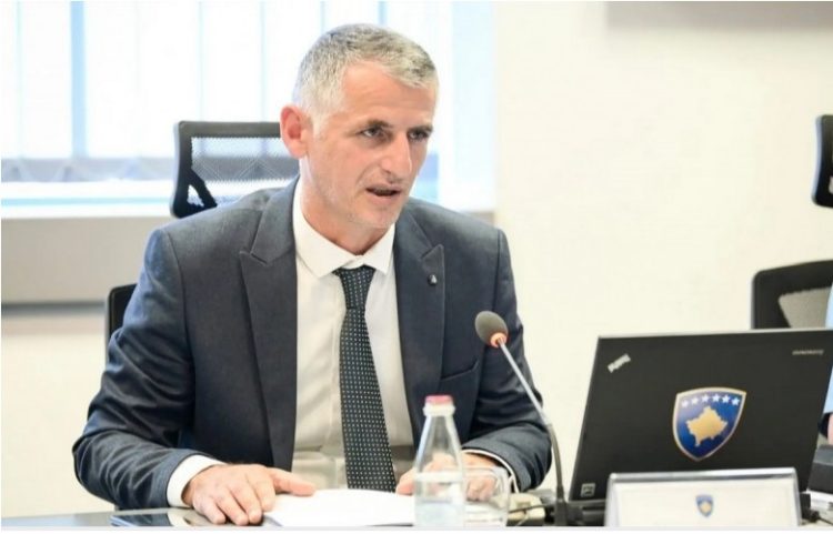 Ndalohen kimikate të rrezikshme dhe shfuqizohen leje importi