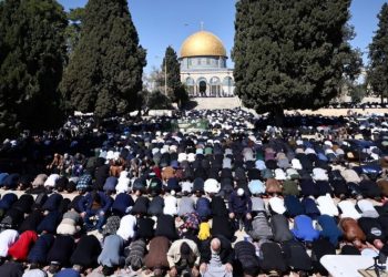 80.000 besimtarë në lutjet e xhumasë së parë të Ramazanit në Jerusalem