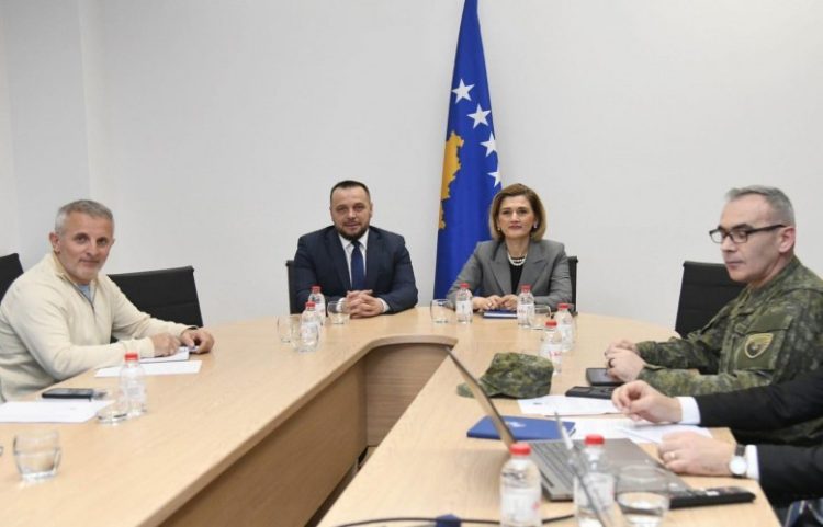 Maqedonci: Projektligji për industrinë e mbrojtjes, hap i rëndësishëm