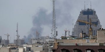 BBC: Mbi 200 të vd*ekur nga su*lmet në Iran