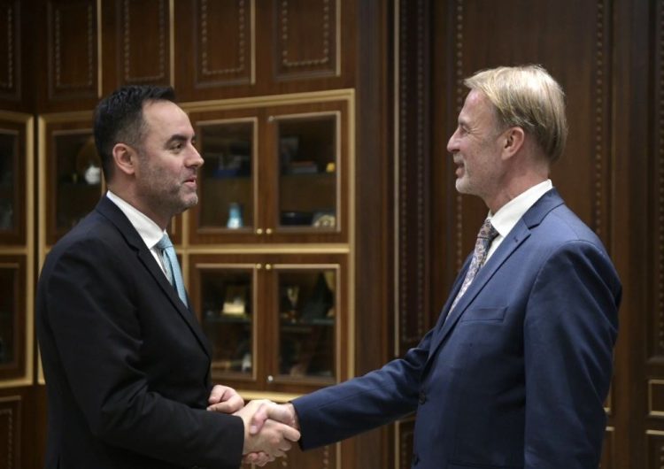 Orav: Tani është momenti i Kosovës për të avancuar në rrugën drejt BE-së