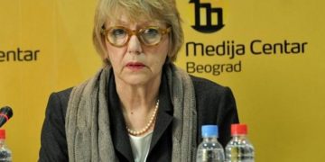 Biserko: Qëllimi i Vuçiqit nuk është Serbia në BE