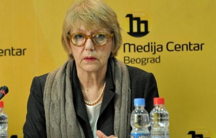 Biserko: Qëllimi i Vuçiqit nuk është Serbia në BE