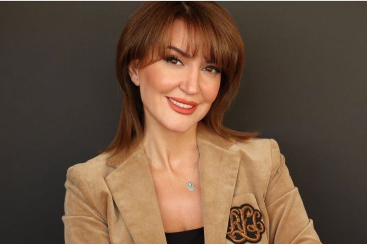 Jahjaga del me sqarim: Raportimet për ‘lidhjen’ time me ‘Epstein’ të pabaza dhe të pavërteta