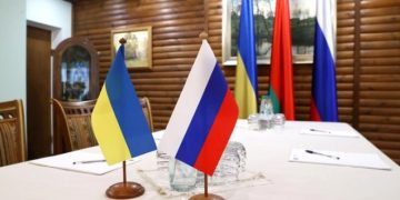 Rifillojnë në Abu Dabi bisedimet për paqen mes Rusisë dhe Ukrainës