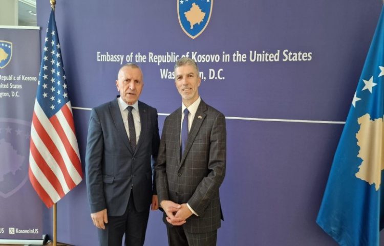 Kamberi dhe Dugolli flasin për forcimin e zërit shqiptarëve të Luginës