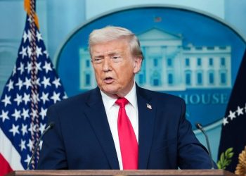 Trump heq tarifat ndaj Indisë