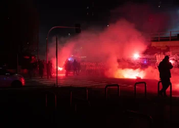 Protestë kundër pjesëmarrjes së ICE-së në Lojërat Olimpike në Milano, arrestohen gjashtë persona
