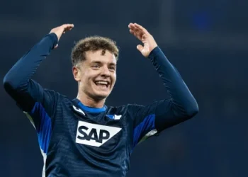 Paraqitja fantastike në Allianz Arena, Bayerni merr vendim për Fisnik Asllanin