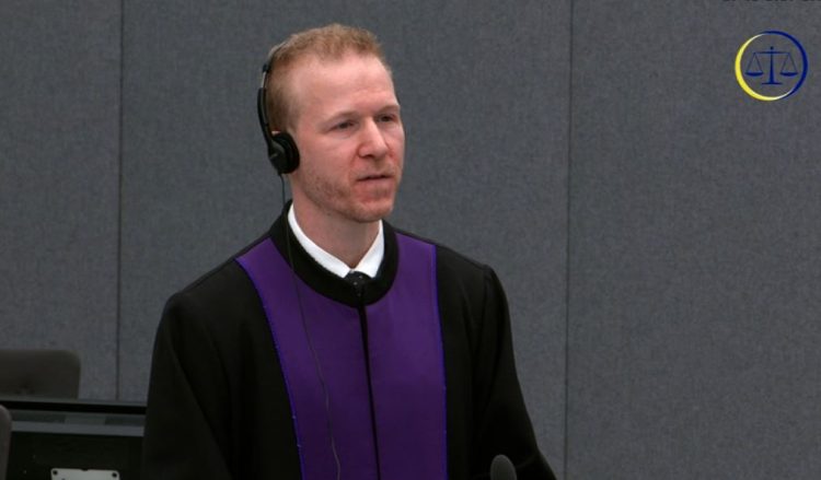 Prokurori Howling pretendon se ish-krerët e UÇK-së gënjyen ndërkombëtarët