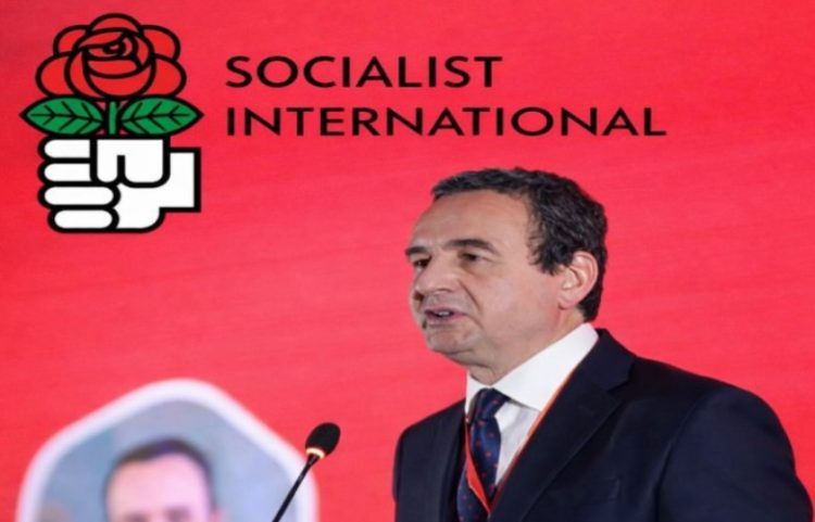 Internacionalja Socialiste uron Albin Kurtin
