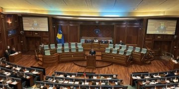 Kryesia e Kuvendit mblidhet sot, në rend dite formimi i komisioneve