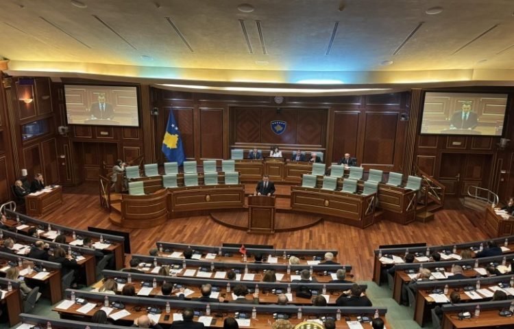 Kryesia e Kuvendit mblidhet sot, në rend dite formimi i komisioneve