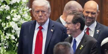 Trump për Herzog: Duhet të turpërohet që nuk e fali Netanyahun