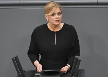 Vizita e kryetares së parlamentit gjerman në Gaza shkakton kritika të ashpra