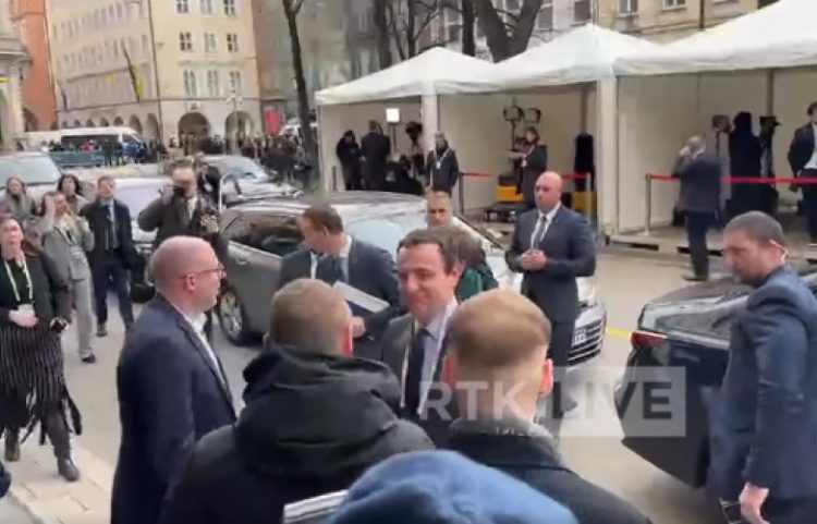 Kurti arrin në Konferencën e Sigurisë në Mynih