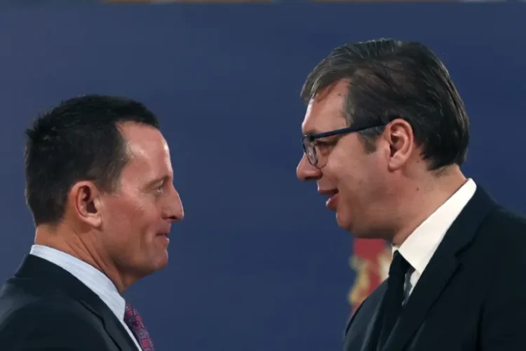 Edhe mediumi britanik shkruan se Grenell dështoi ta takonte Vuçiçin me Trumpin