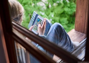 BE – përgatitje për ndalimin e mediave sociale për fëmijët