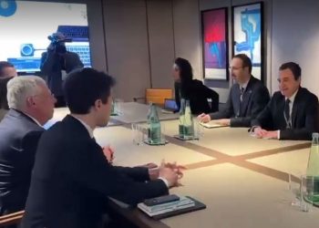 Deputetët e Bundestagut urojnë Kurtin, theksohet mbështetja për Kosovën