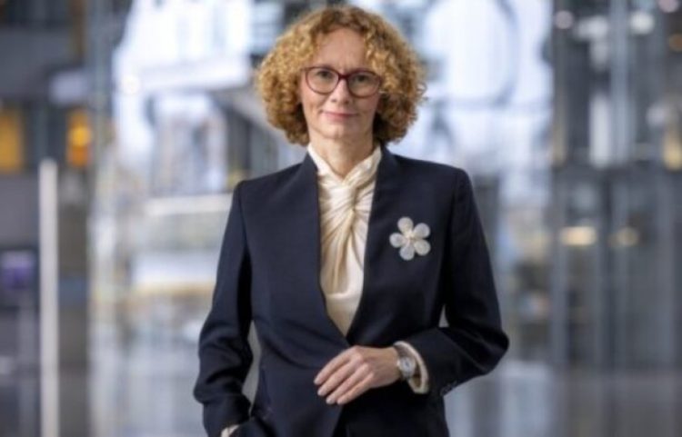 LSDM: Sjellja e Vuçiqit ndaj Shekerinskës, fyerje në vend të argumenteve