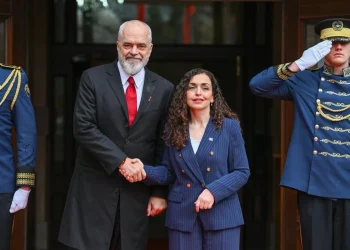 E thotë Rama: Osmani u kërcënua për dy vjet pasi refuzoi bastisjen e zyrës së Presidencës nga Gjykata Speciale